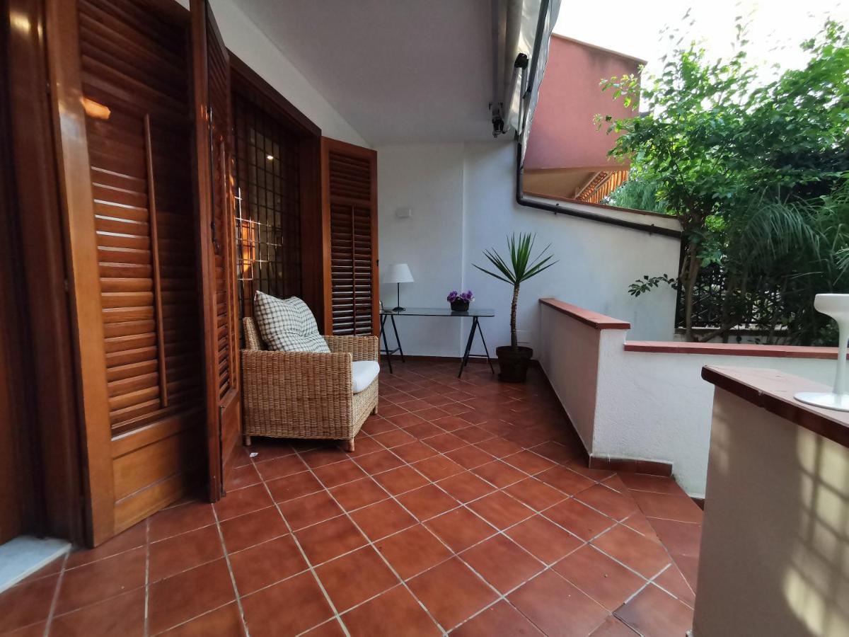 Villa Iris - Mondello Παλέρμο Εξωτερικό φωτογραφία
