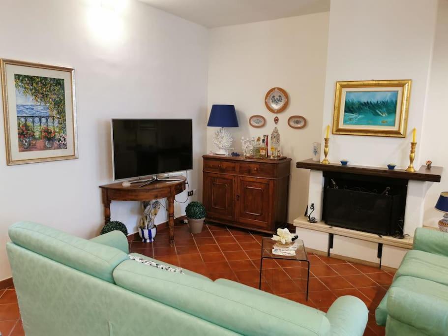 Villa Iris - Mondello Παλέρμο Εξωτερικό φωτογραφία