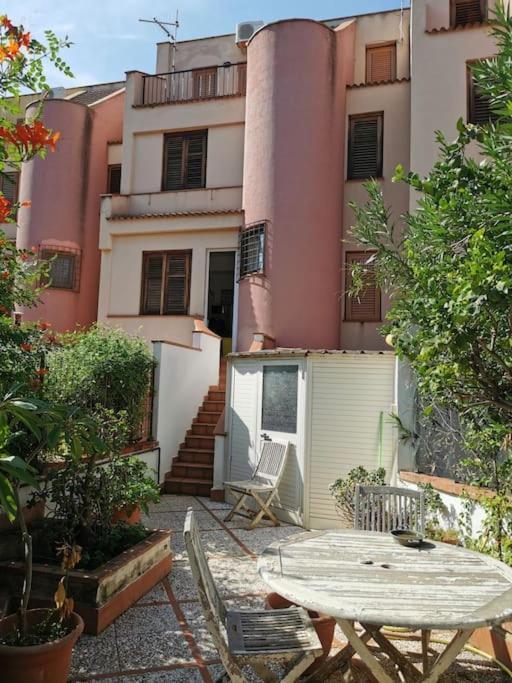 Villa Iris - Mondello Παλέρμο Εξωτερικό φωτογραφία