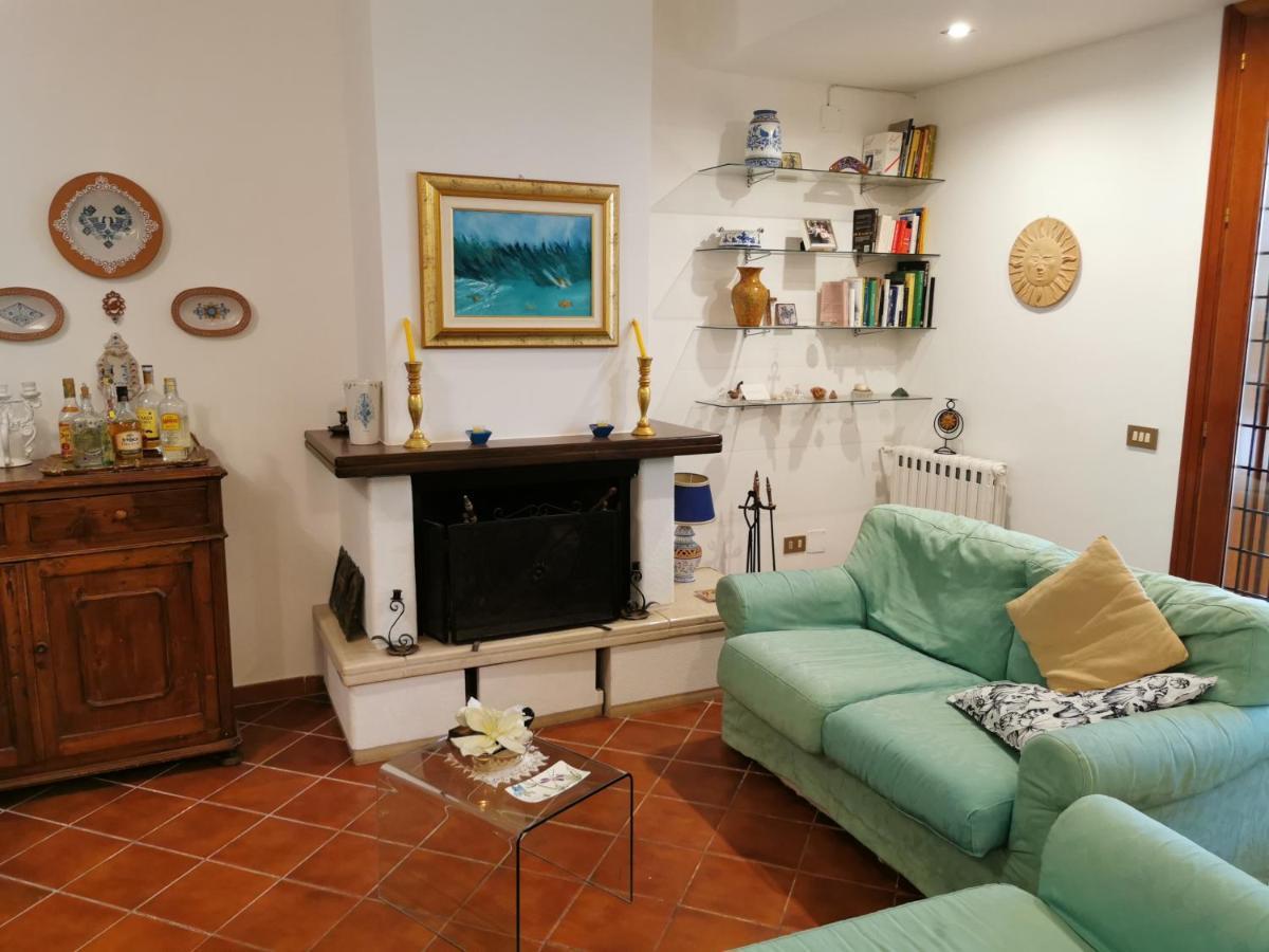 Villa Iris - Mondello Παλέρμο Εξωτερικό φωτογραφία